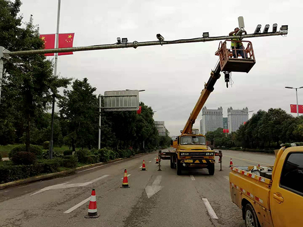 2020年樂(lè)至信號(hào)燈、電子警察安裝項(xiàng)目